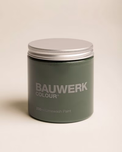 aKhplKTt2nPbao02_Bauwerk-Colour-limewash-paint-sample-pot-green